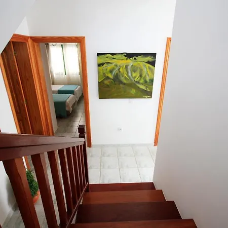 Elena Пуэрто дель Кармен